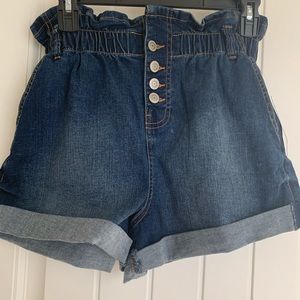 Fashion nova high waisted shorts